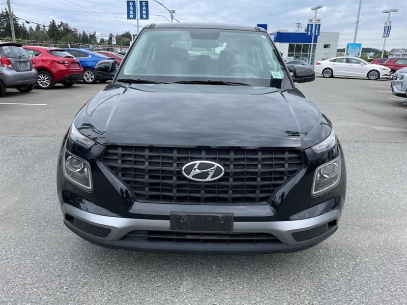 2022
Hyundai
Elantra