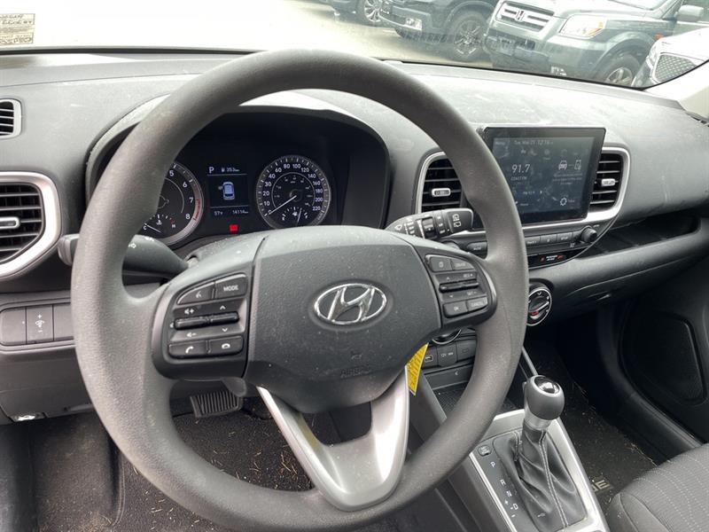 2022
Hyundai
Elantra