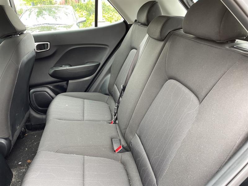 2022
Hyundai
Elantra