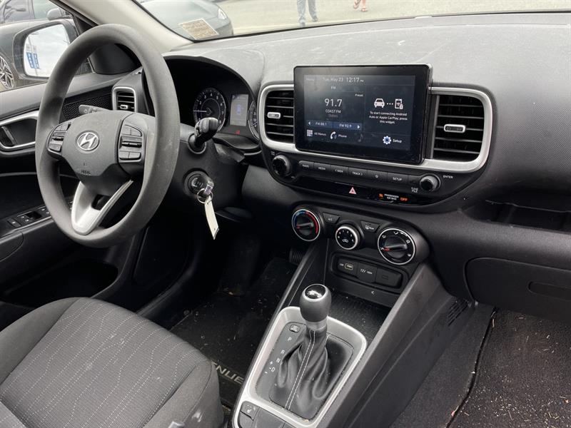 2022
Hyundai
Elantra