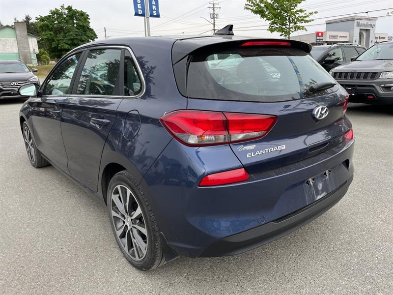 2019
Hyundai
Elantra