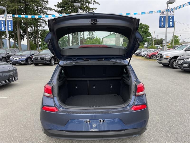 2019
Hyundai
Elantra