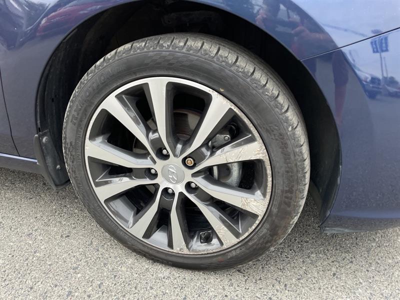 2019
Hyundai
Elantra