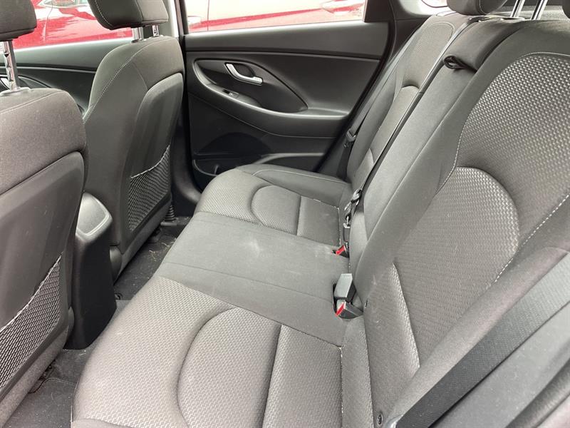 2019
Hyundai
Elantra